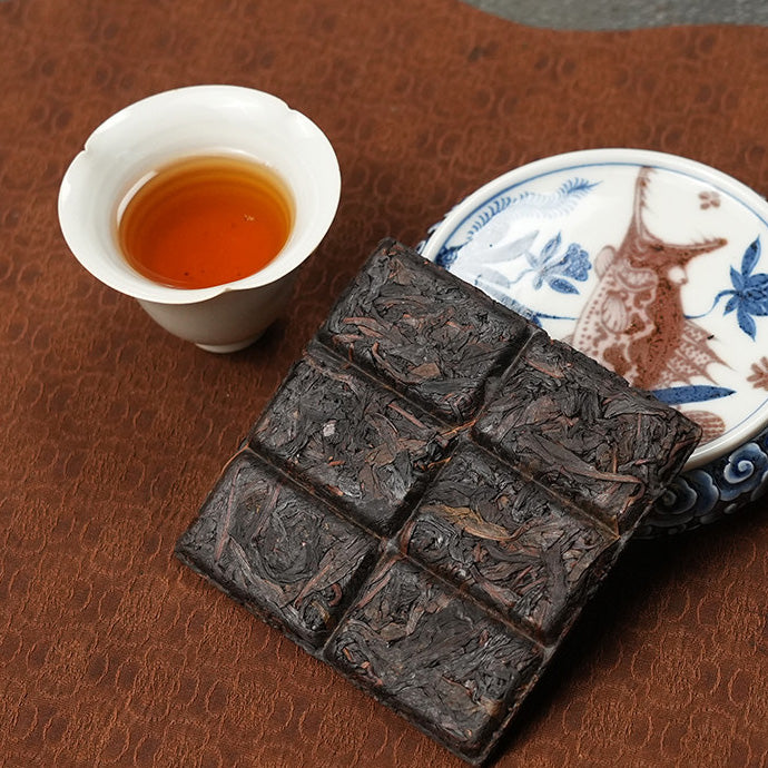 2019 Vintage Compressed Yongchun Foshou Oolong Tea