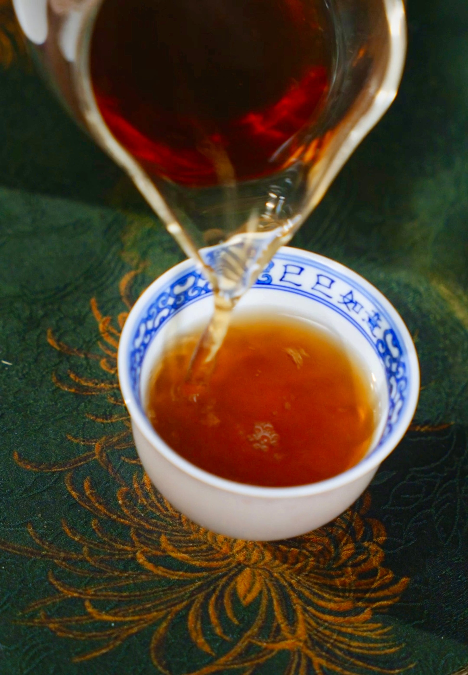 Tashi Delek 2013 Bamboo-Bound Tibetan Dark Tea