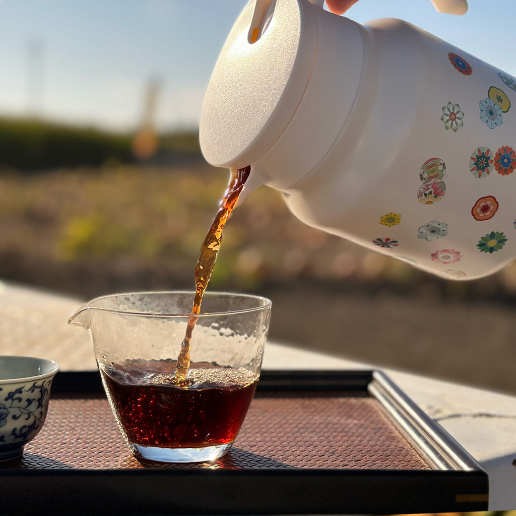 Floral White | Ceramic-lined Thermos Teapot