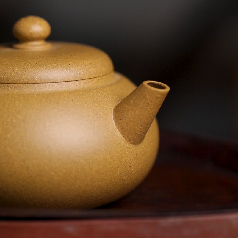 Chufan – Golden Duan Ni Yixing Teapot Shugu Premium Antique Replica 165 ml