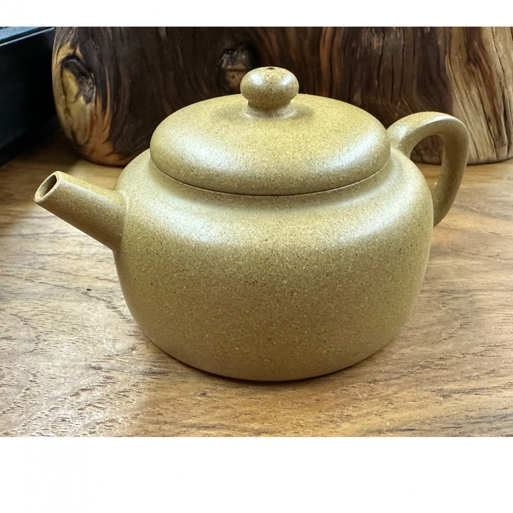 Chuchen Golden Duanni Yixing Zisha Teapot 150 ml